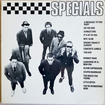 Pochette de Specials
