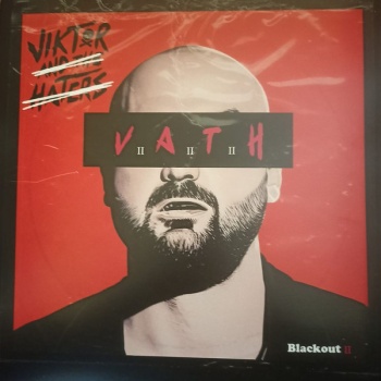 Pochette de Blackout (2)